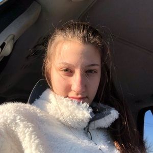 Meet your Posher, Nadia